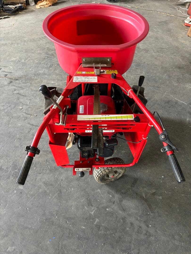 カンリウ まきっこ 肥料散布機 MF760 配送不可 - メルカリ