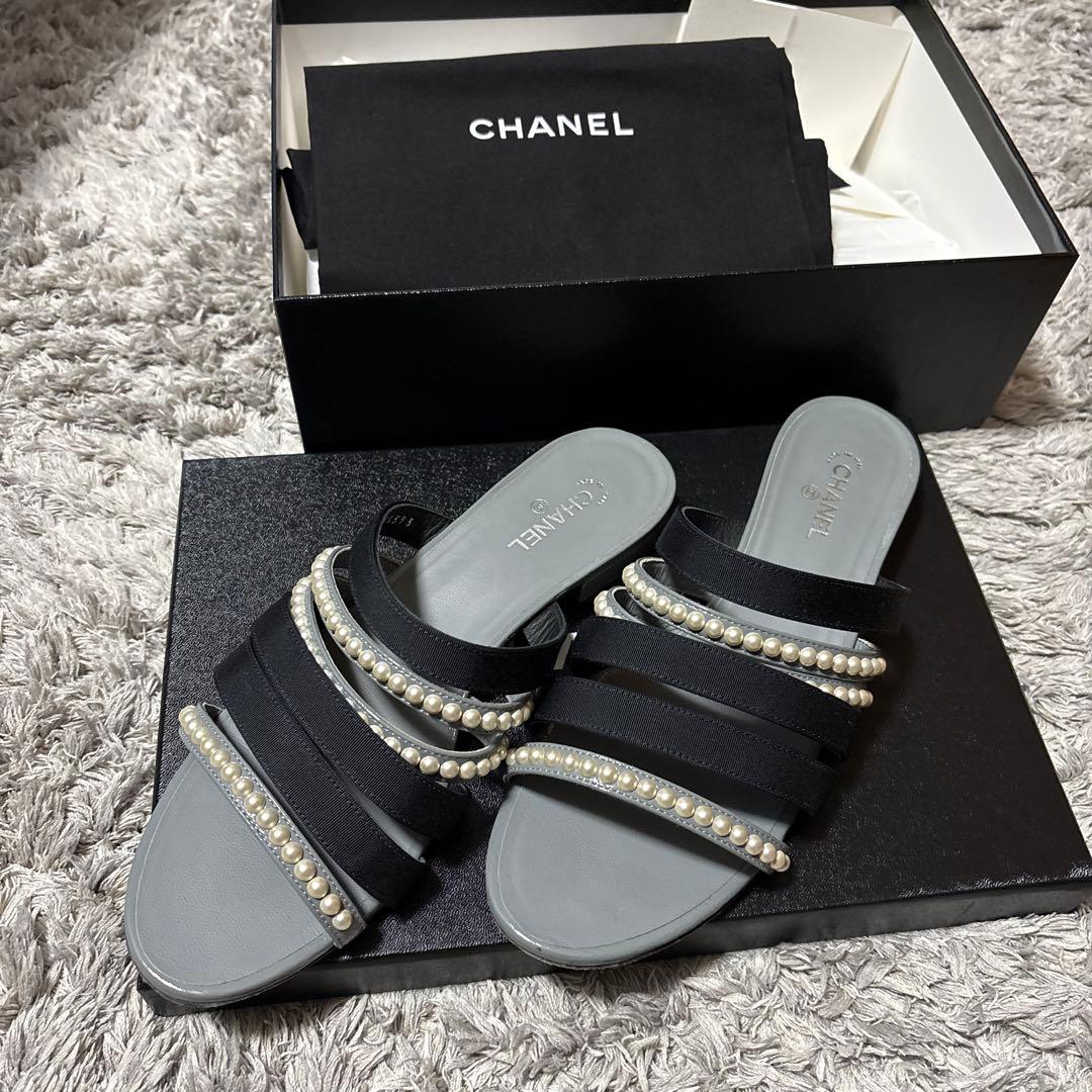CHANEL パール装飾 ミュール ブラック ミュール - メッシュ、ブラック — ファッション | CHANEL シャネル
