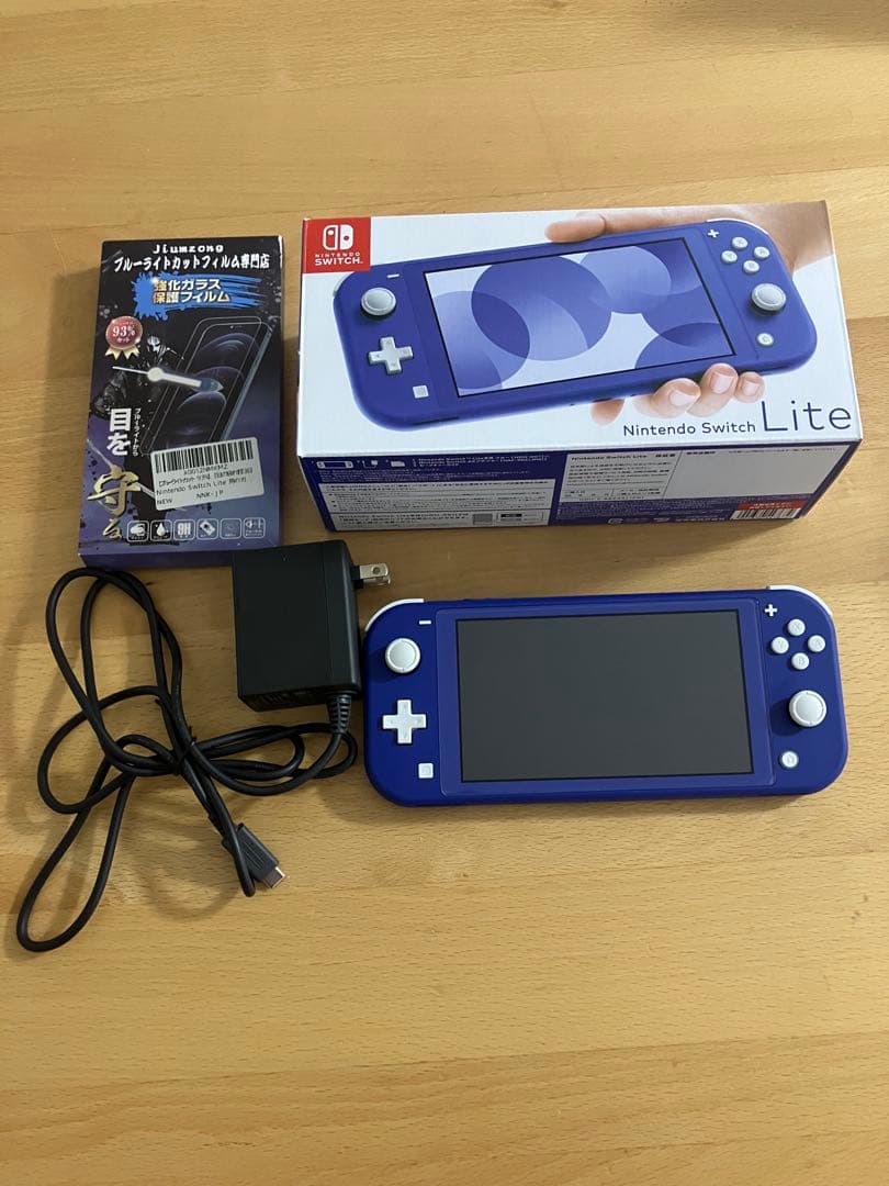 Nintendo Switch lite ブルー　本体 Nintendo Switch™ Lite - Blue - REFURBISHED - Nintendo Official Site