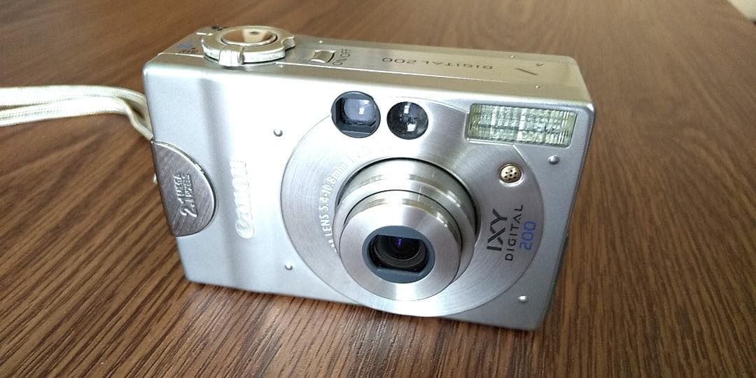 Canon IXY DIGITAL 200 コンパクトデジタルカメラ