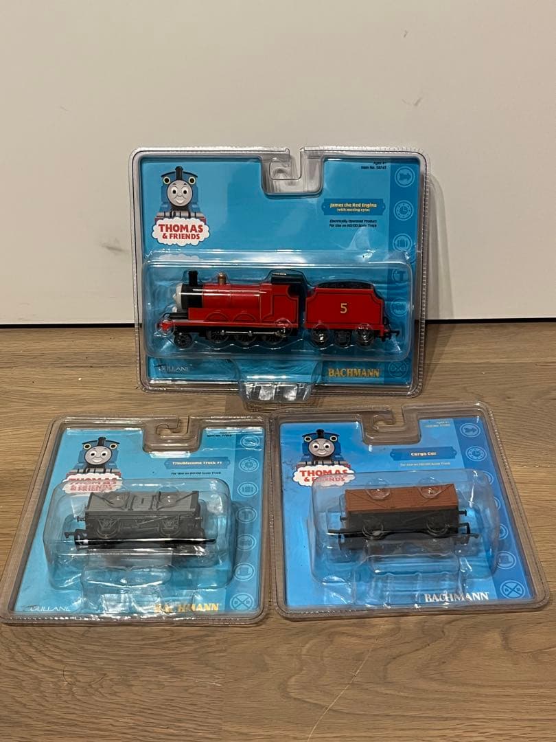 E*ク様 bachmannトーマスシリーズ　ジェームス いたずら貨車　無蓋貨車 Amazon | バックマン HOゲージ きかんしゃトーマス いじわる無蓋貨車