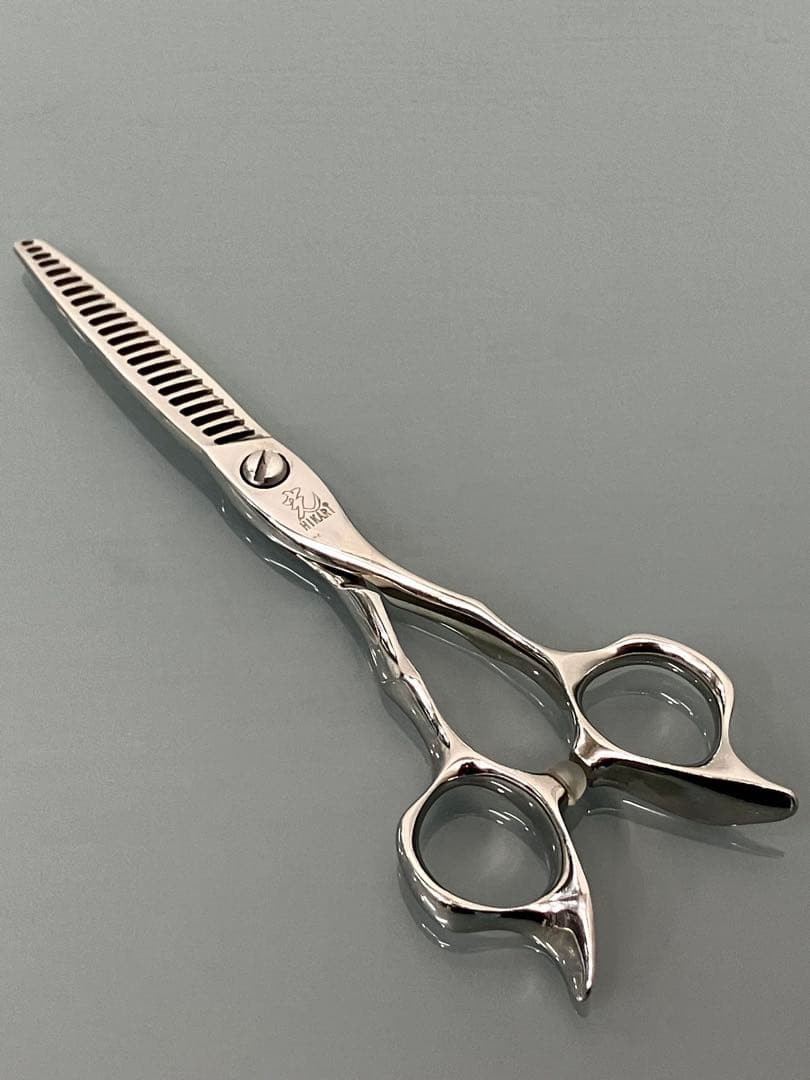 光シザーヒカリシザー セニングシザー F735 フェーダー