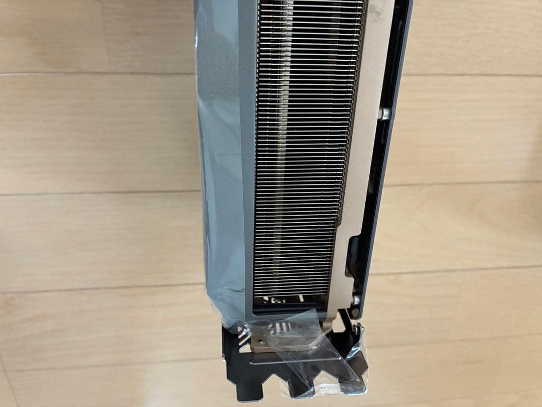 グラフィックボード グラボ 5090 ヒートシンク ファン など