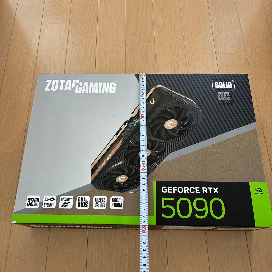 グラフィックボード グラボ 5090 ヒートシンク ファン など