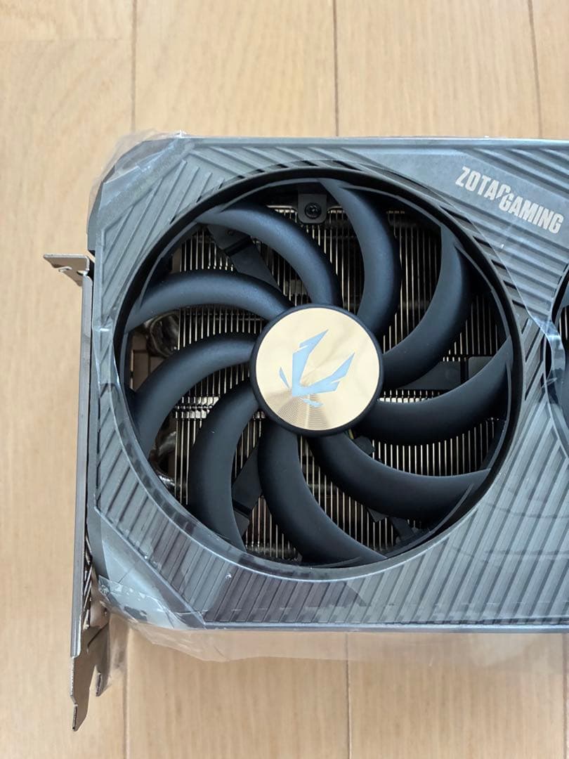 グラフィックボード グラボ 5090 ヒートシンク ファン など