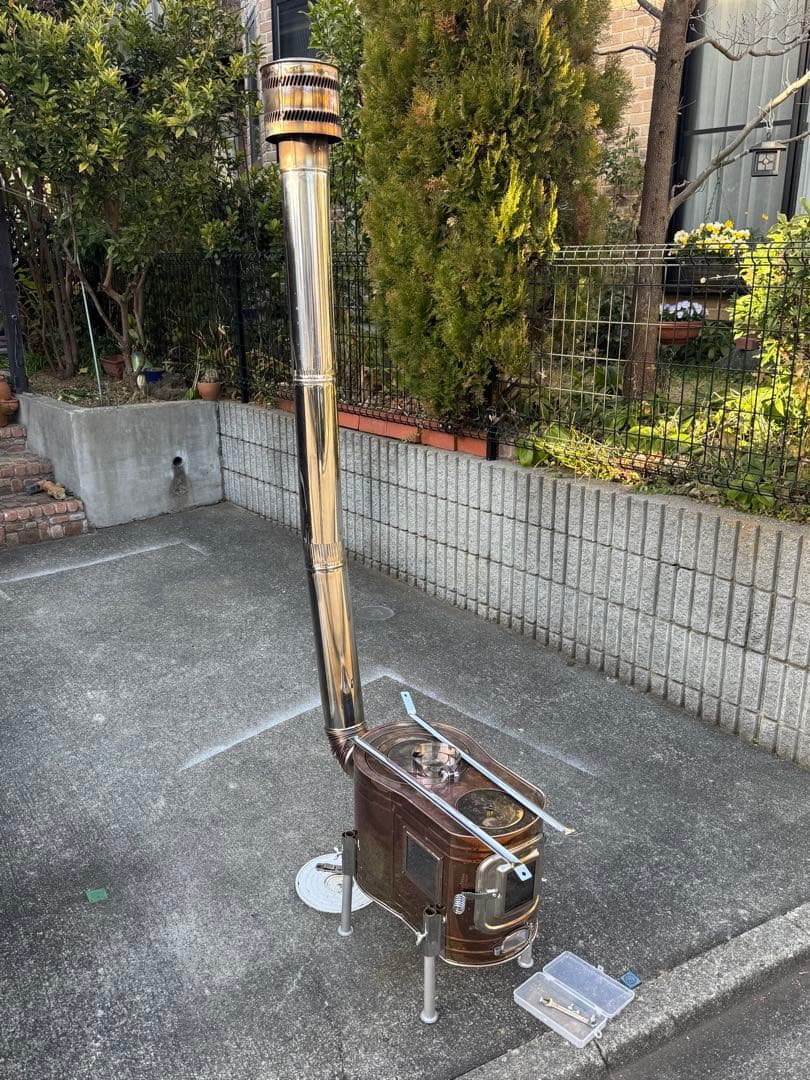 ホンマ製作所　ステンレスストーブ48DX ホンマ製作所「ステンレスストーブコンロセット APS-48DX」で薪