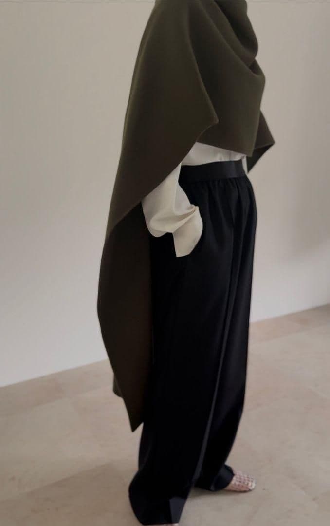 [digne] ディニュ　throw shawl cort 《khaki》