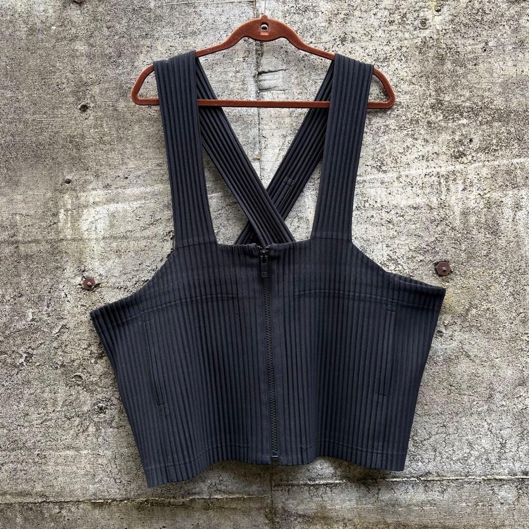 homme plisse issey miyake オムプリッセ ベスト 黒 ISSEY MIYAKE - 極美品 オムプリッセ イッセイミヤケ HOMME PLISSE