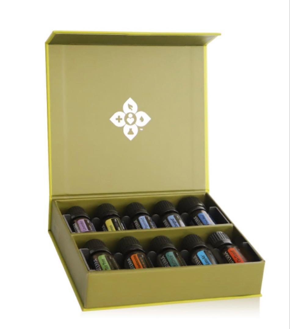 ドテラ　フォミリーエッセンシャルズキット　正規品　新品未使用 WA・WCファミリーエッセンシャルズ + ビーズ登録キット内の製品変更