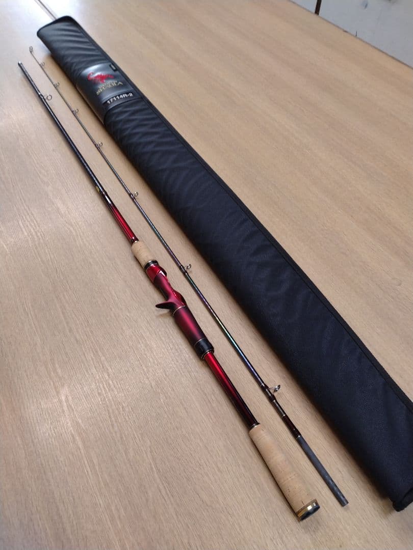 ワールドシャウラ　17114R-2　美品　シマノ　日本製　※日月限定！ シマノ 18ワールドシャウラ17114R-2 実釣インプレッション！ | まる