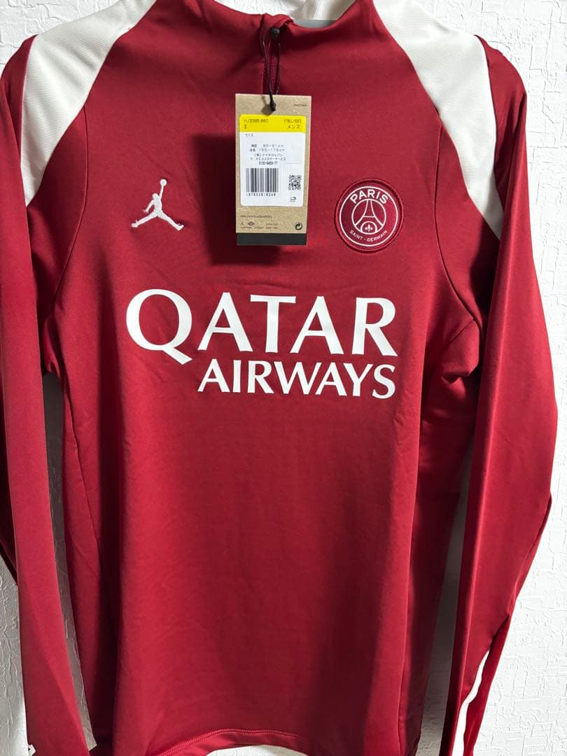 新品　タグ付き　パリ・サンジェルマン ジャージ レッド　Sサイズ 新品 パリサンジェルマン×NIKE ジャージ サイズM 赤 トラック