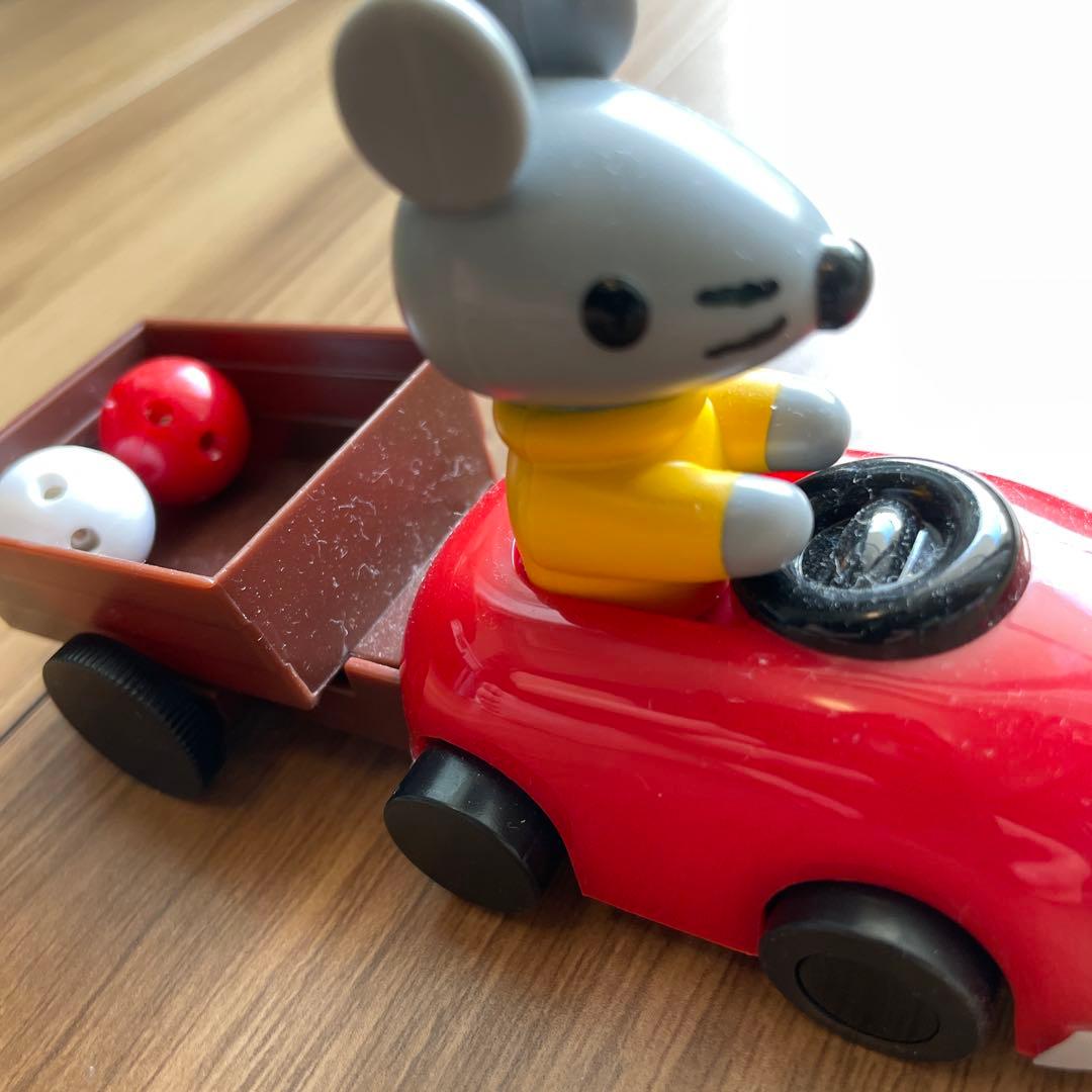 ピタゴラスイッチ 荷物をのせるとはしるでスー プルバック おもちゃ