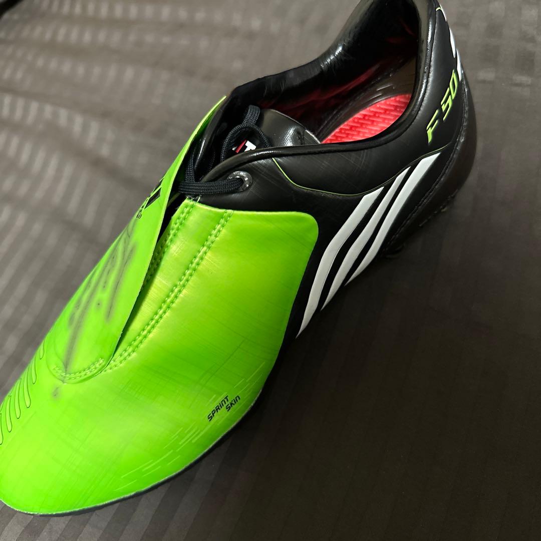 メッシ 直筆サインスパイク バルセロナ アルゼンチン代表 当選書付