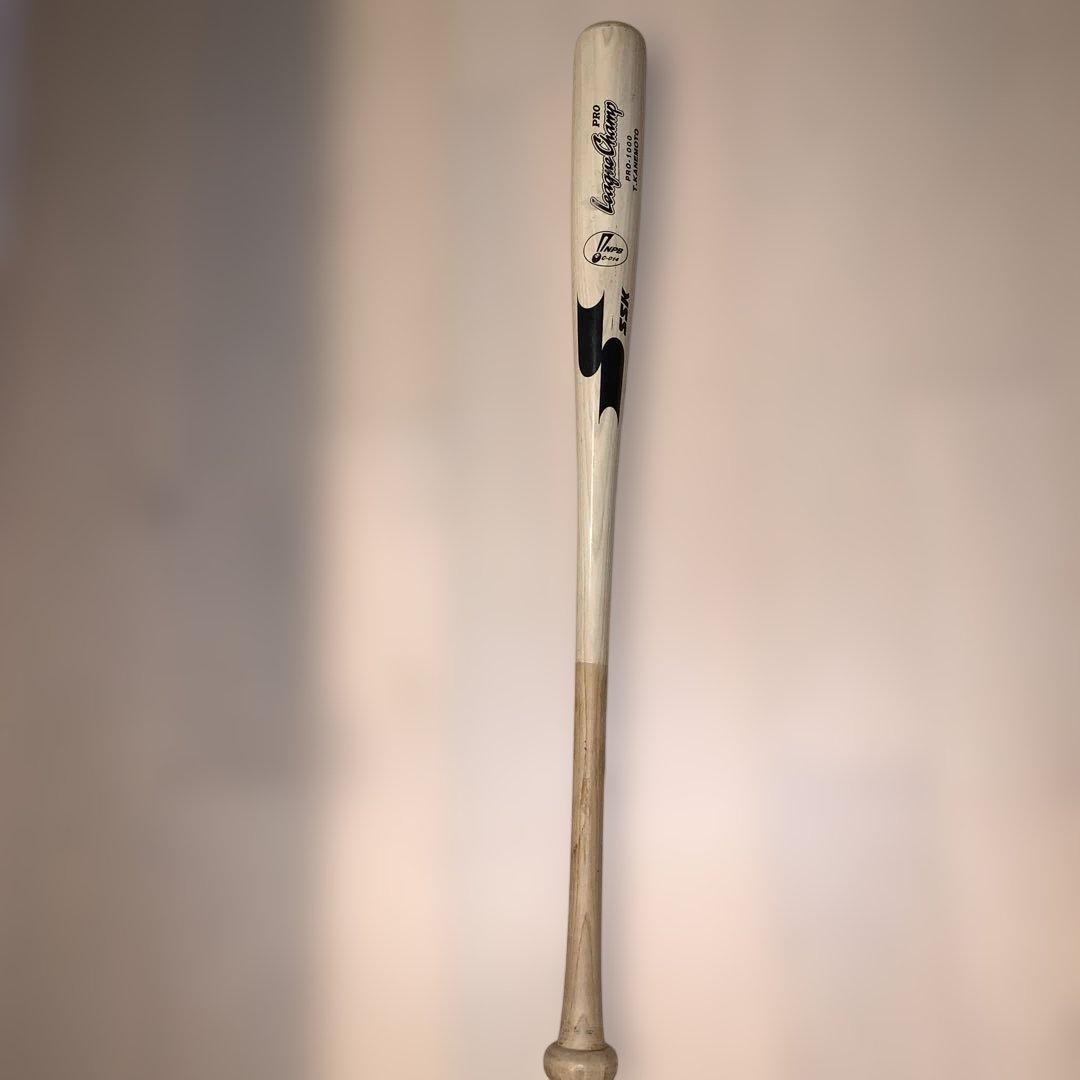 金本知憲 広島時代サイン入りバット - メルカリ