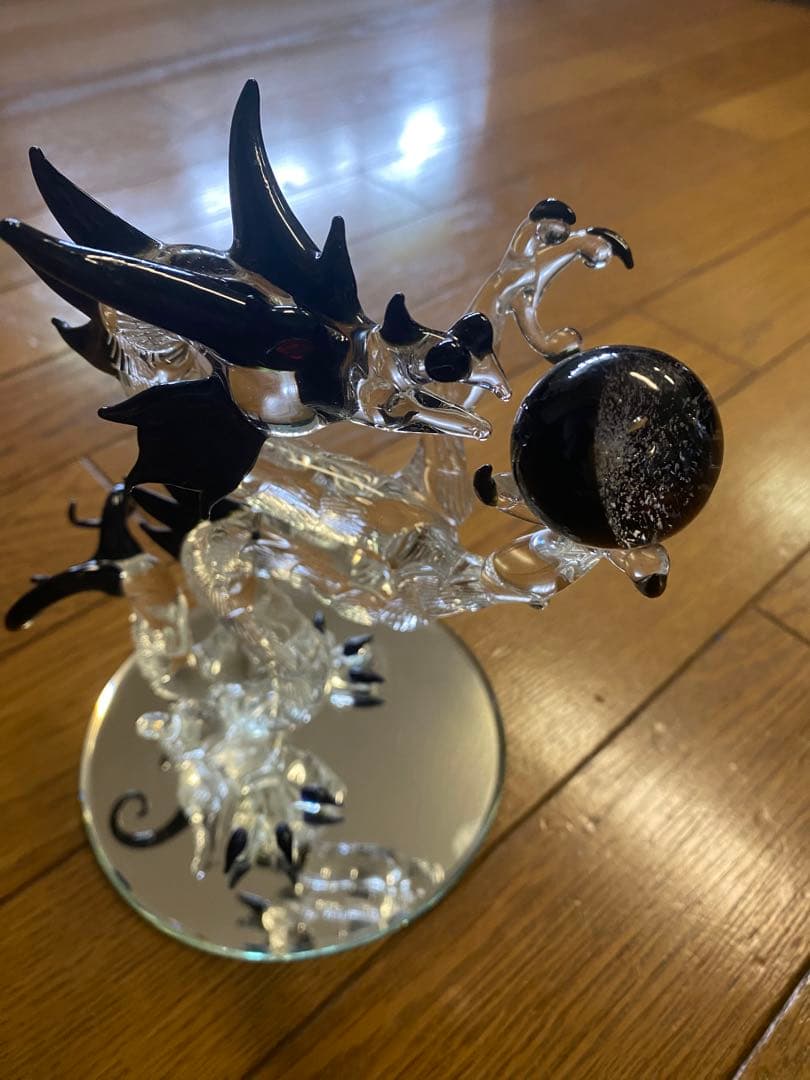 ディズニーランド シンデレラ城 ガラス細工 ドラゴン 龍 - メルカリ