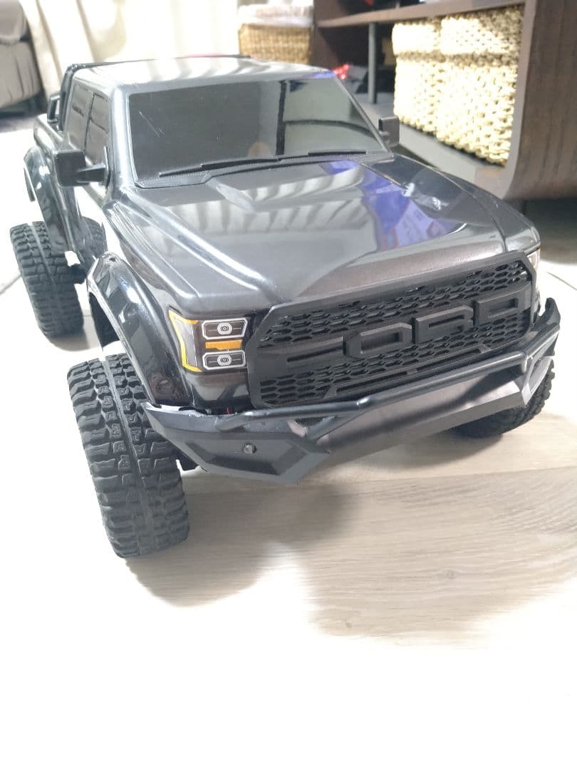 GMADE製 GS02 KOMODO （バッテリー無し）アキシャル