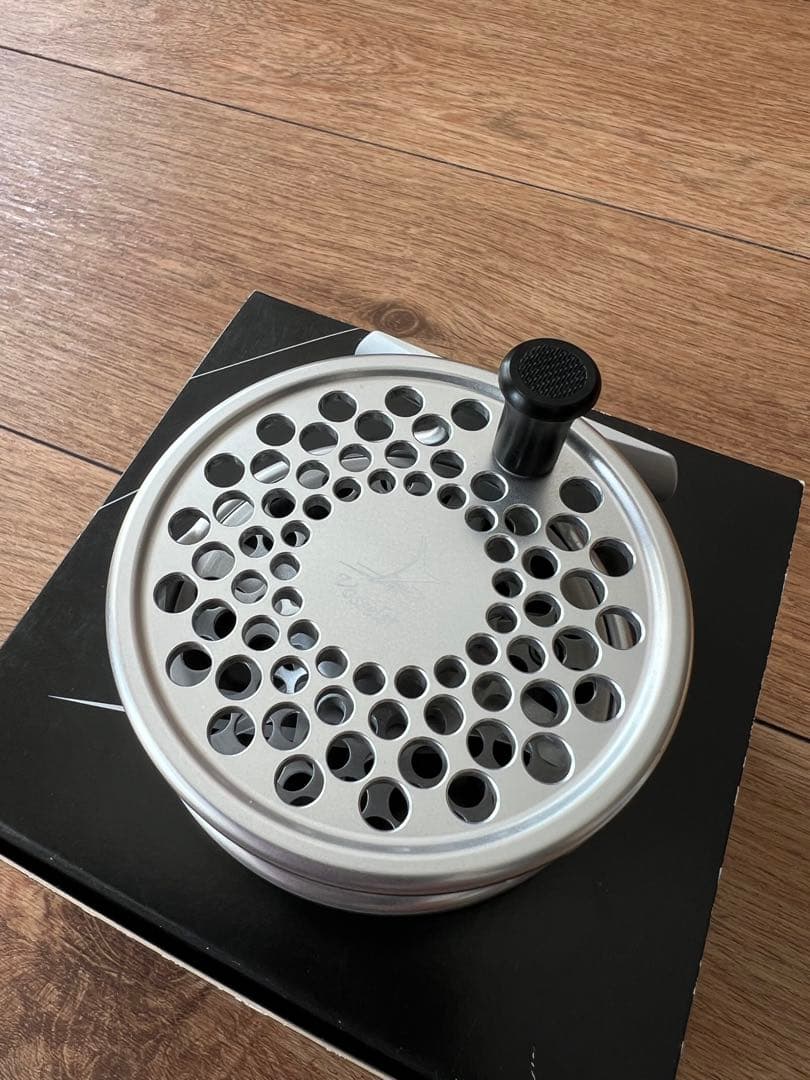 VOSSELER RC3 フライリール 新品未使用 ファッション 通販