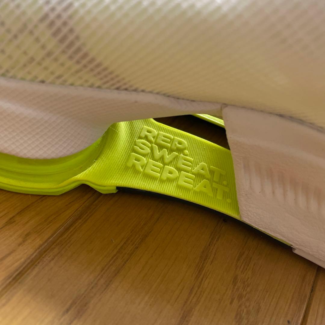 NIKE トレーニングシューズ　23.5cm 白