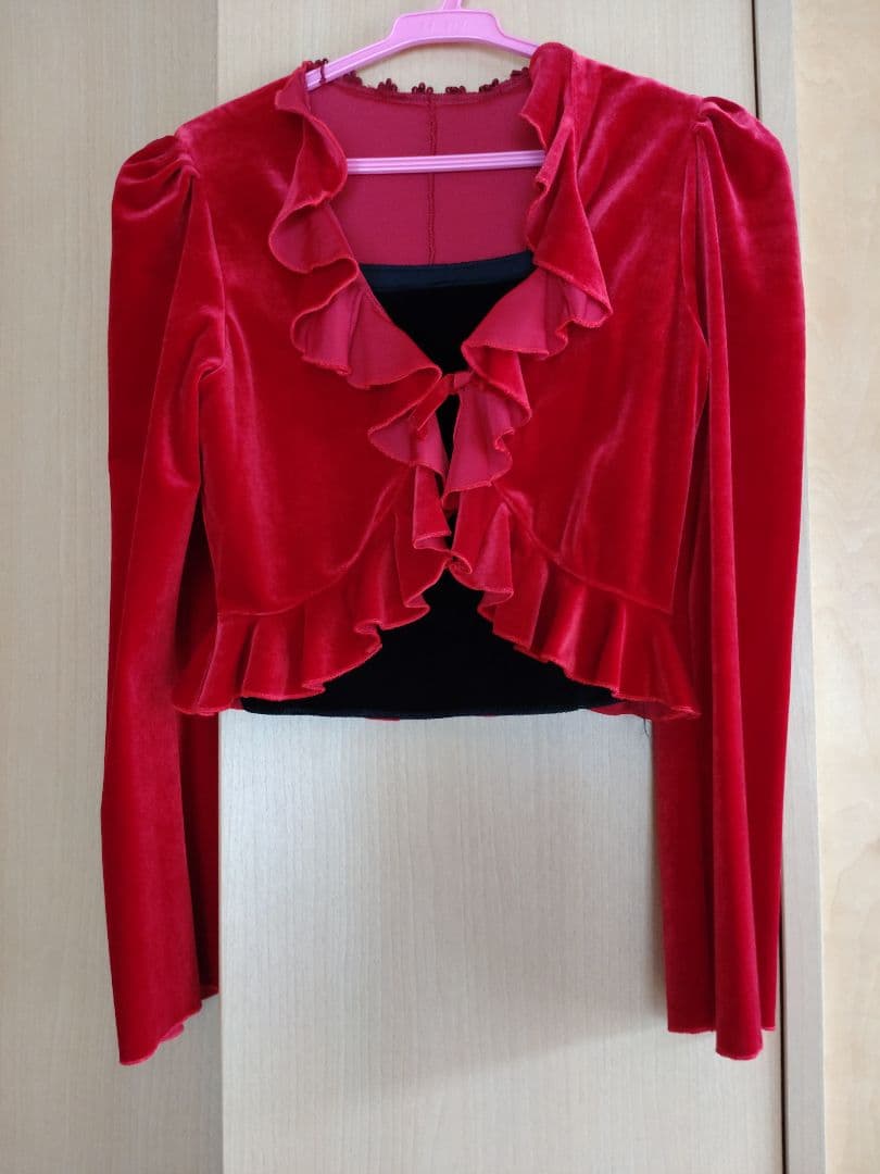 美品】スペイン製フラメンコ衣装☆黒✕赤 ボレロタイプツーピース（3点