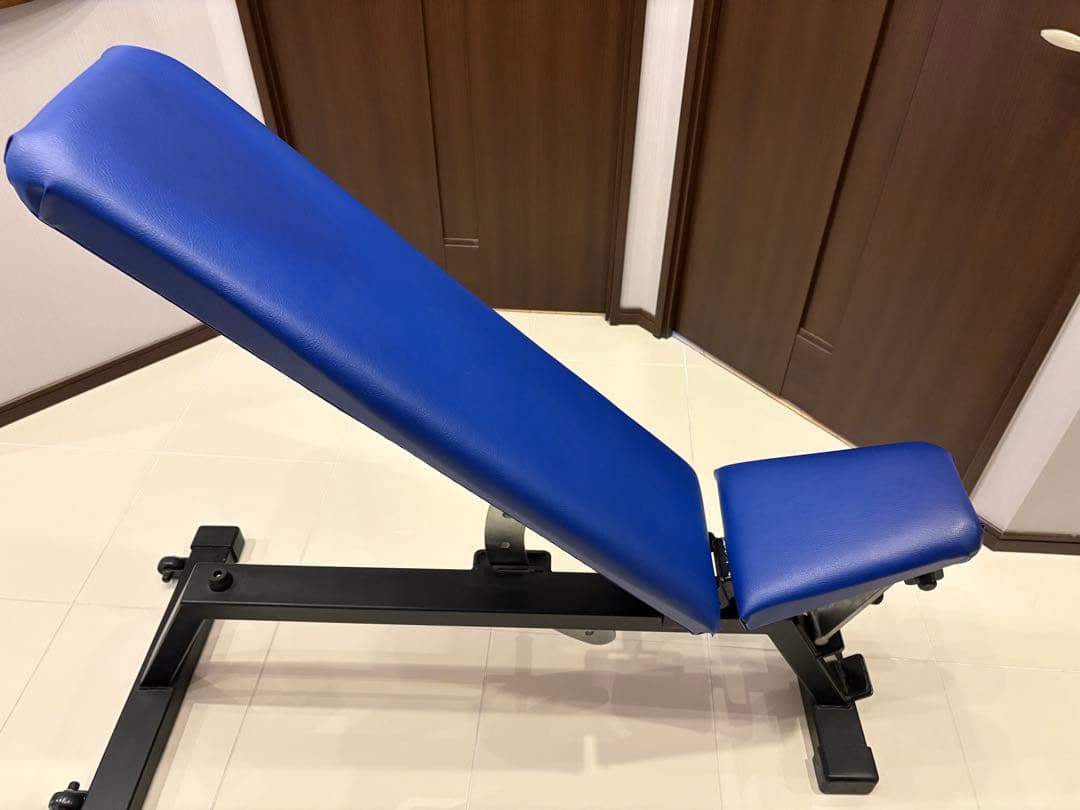 アジャスタブルベンチ FW-2300の旧型 中旺ヘルス 日本製