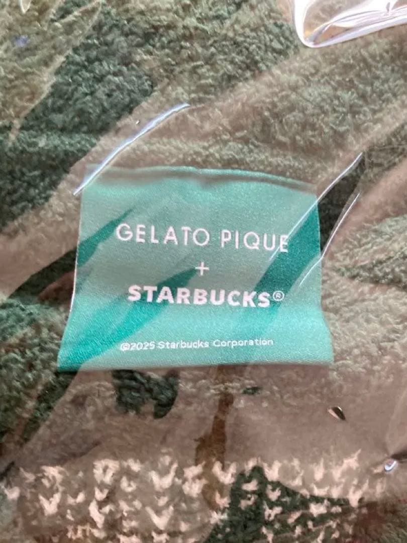 スターバックス ジェラートピケ パウダースタージャガードカーディガン