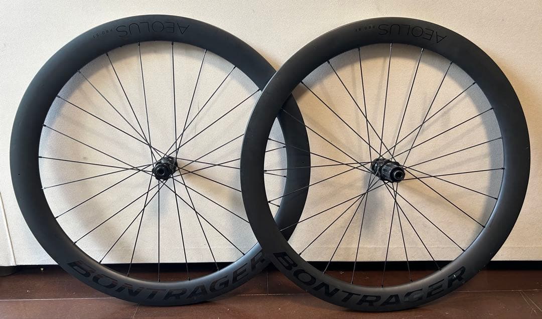 ボントレガー Aeolus Pro 51 TLR ディスク ロードホイール お求めやすい価格でさらなる速さを可能にするホイール｜ボントレガー
