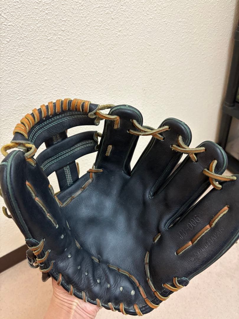 和牛jb オーダーグローブJB-006 軟式内野手用ブラック×グリーン 刺繍