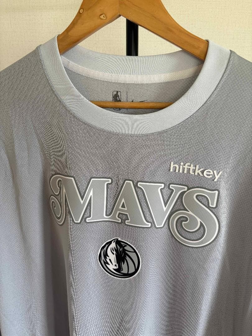 【実使用／Sotheby’s証明書付き】NBA Klay Thompson 実使用／Sotheby's証明書付き】NBA Klay Thompson - メルカリ