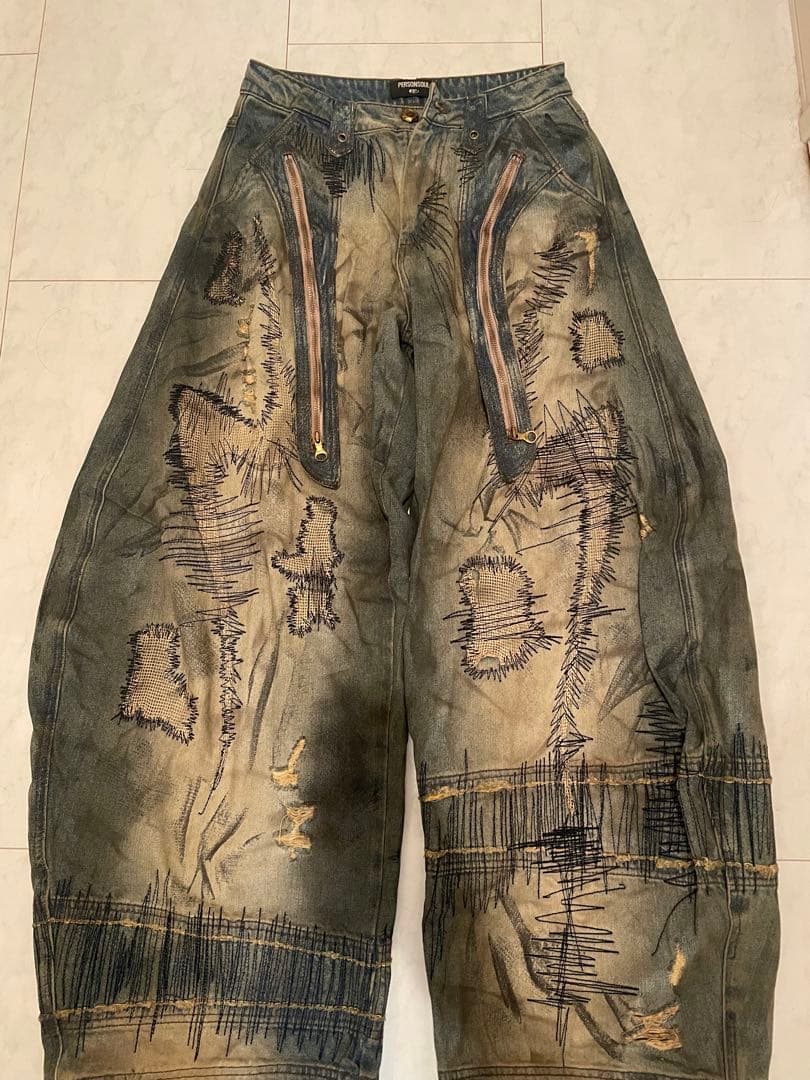 PERSONSOUL STAIN EMBROIDERY CURVED JEANS