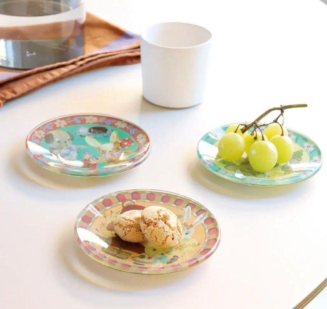 新品 ナタリーレテ 10cm ガラス プレート ドッグ 犬 うさぎ ウサギ