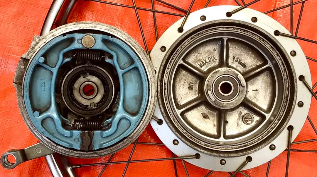 デカドラム】スーパーカブ110 JA07 フロントホイール ・ブレーキパネル