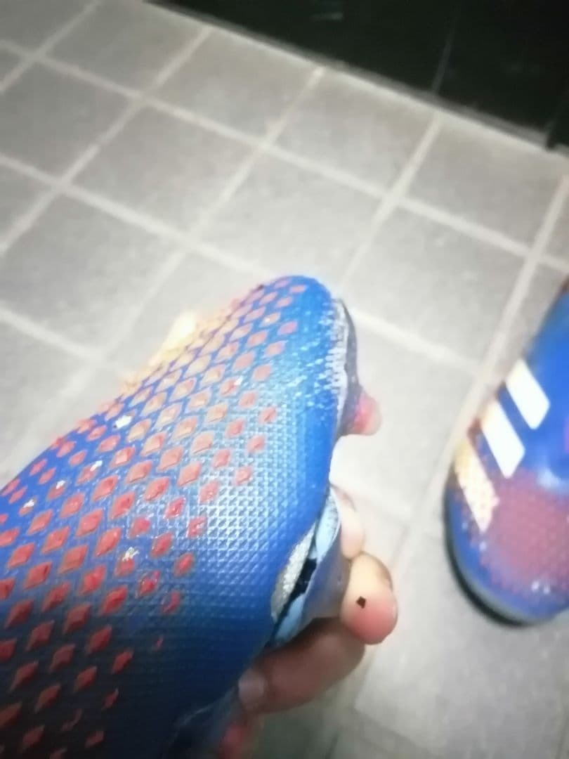 adidas プレデター20.1 FG 紐なし 25.5cm