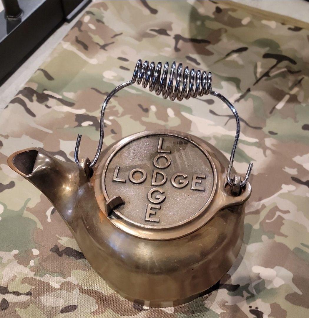 クロスワードロッジ LODGE MADE IN USAケトル