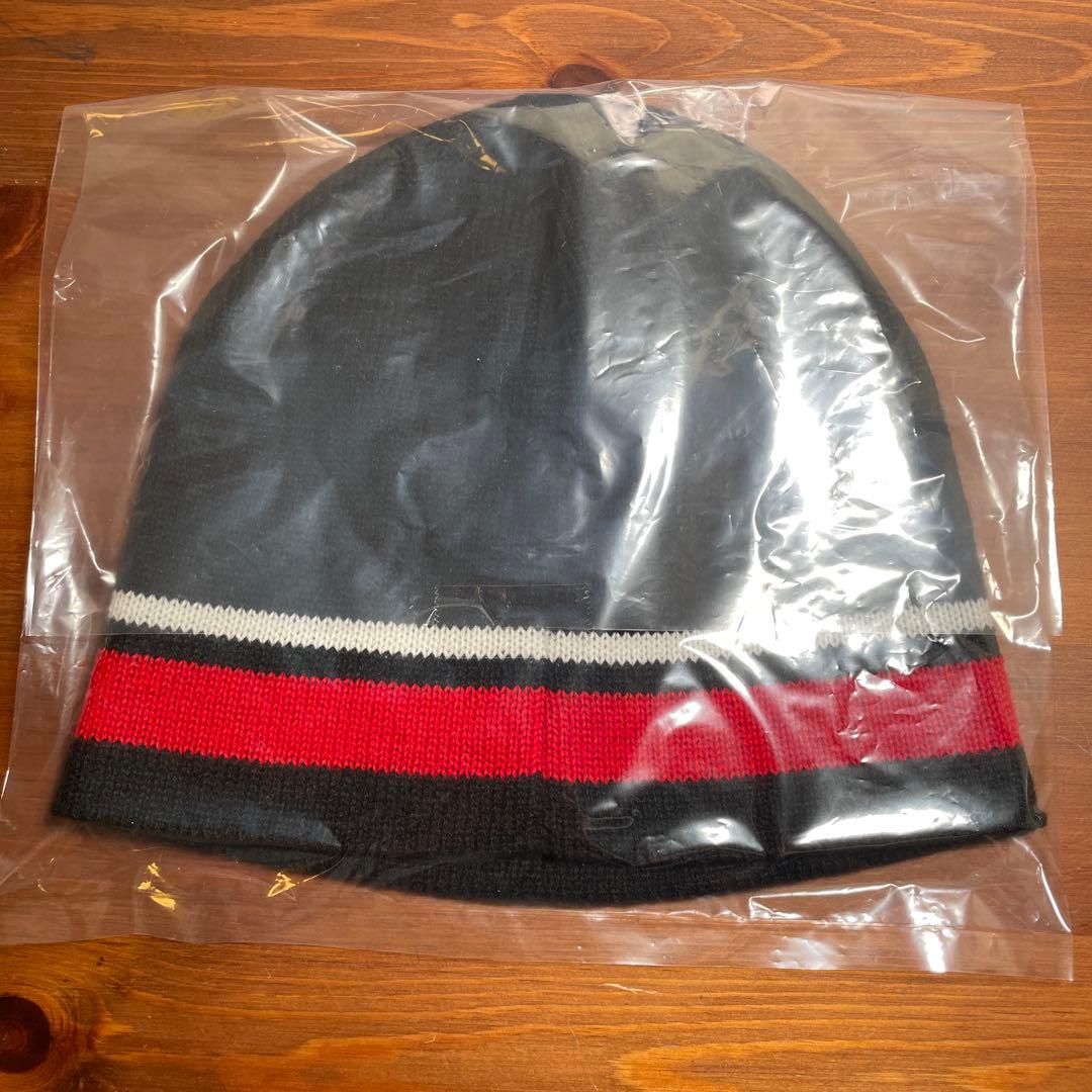 VALLADロゴ 赤 ビーニー ニット帽 io kandytown - メルカリ