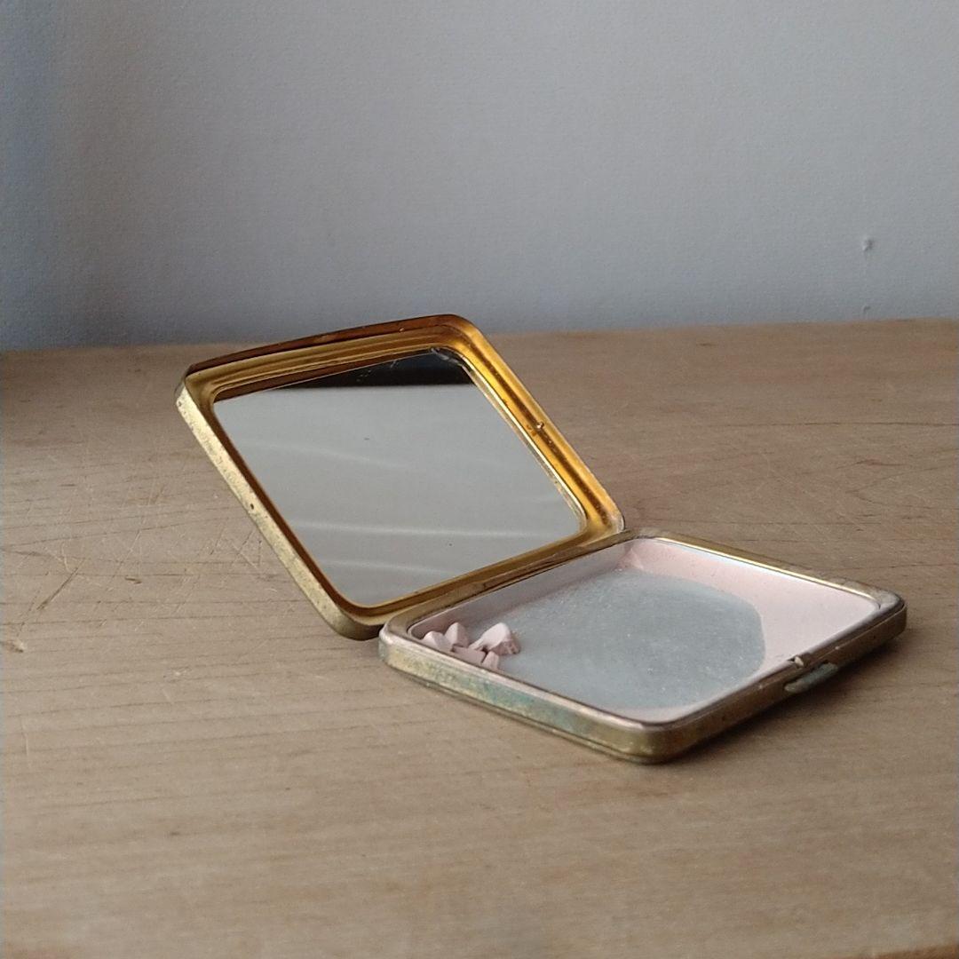 昔の古い資生堂 コンパクトケース アンティーク レトロ パウダー