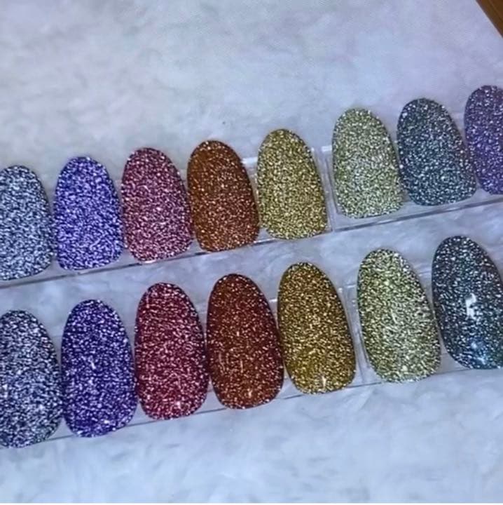 韓国直輸入kirakiraフラッシュラメ 2.5g×9色ケース入り