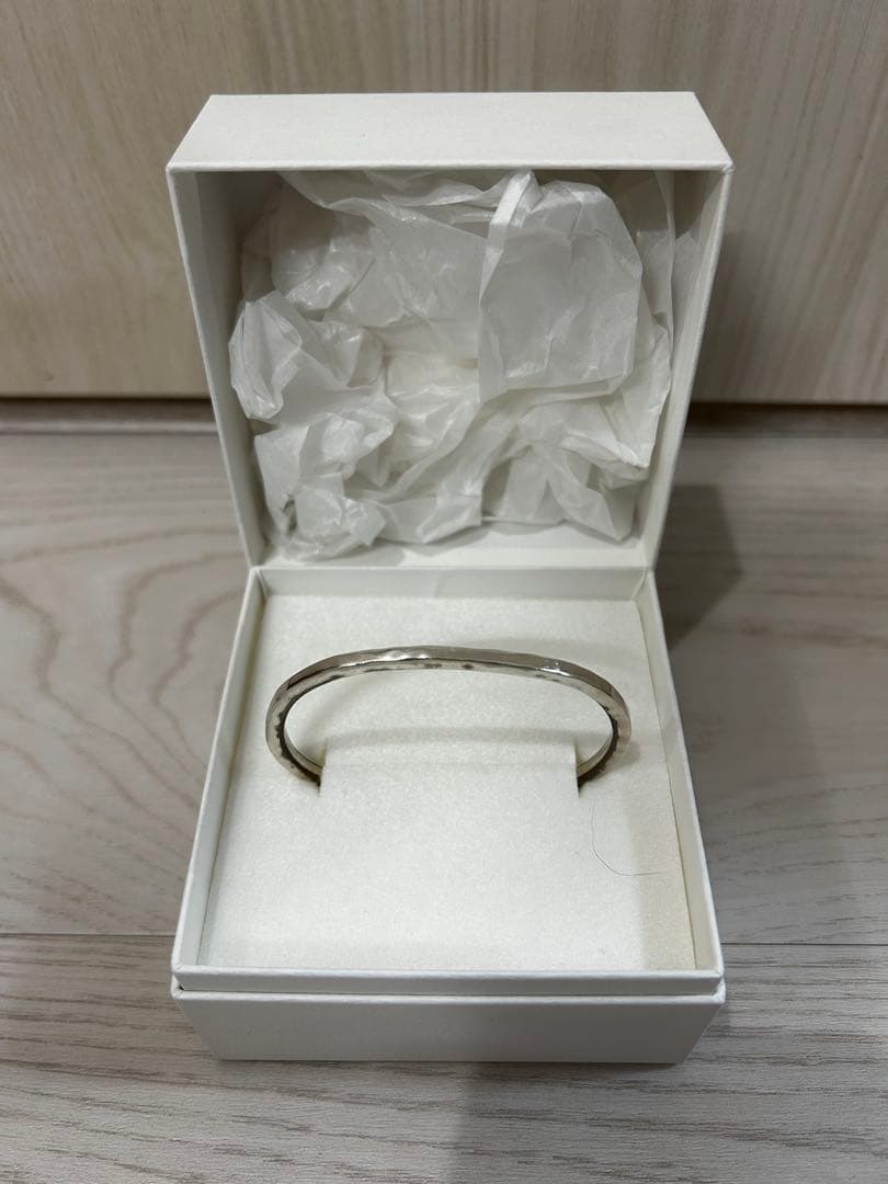 e.m. シルバーバングル　サイズM 3㎜ e.m. シルバーバングル サイズM 3㎜ e.m. シルバーバングル サイズM 3