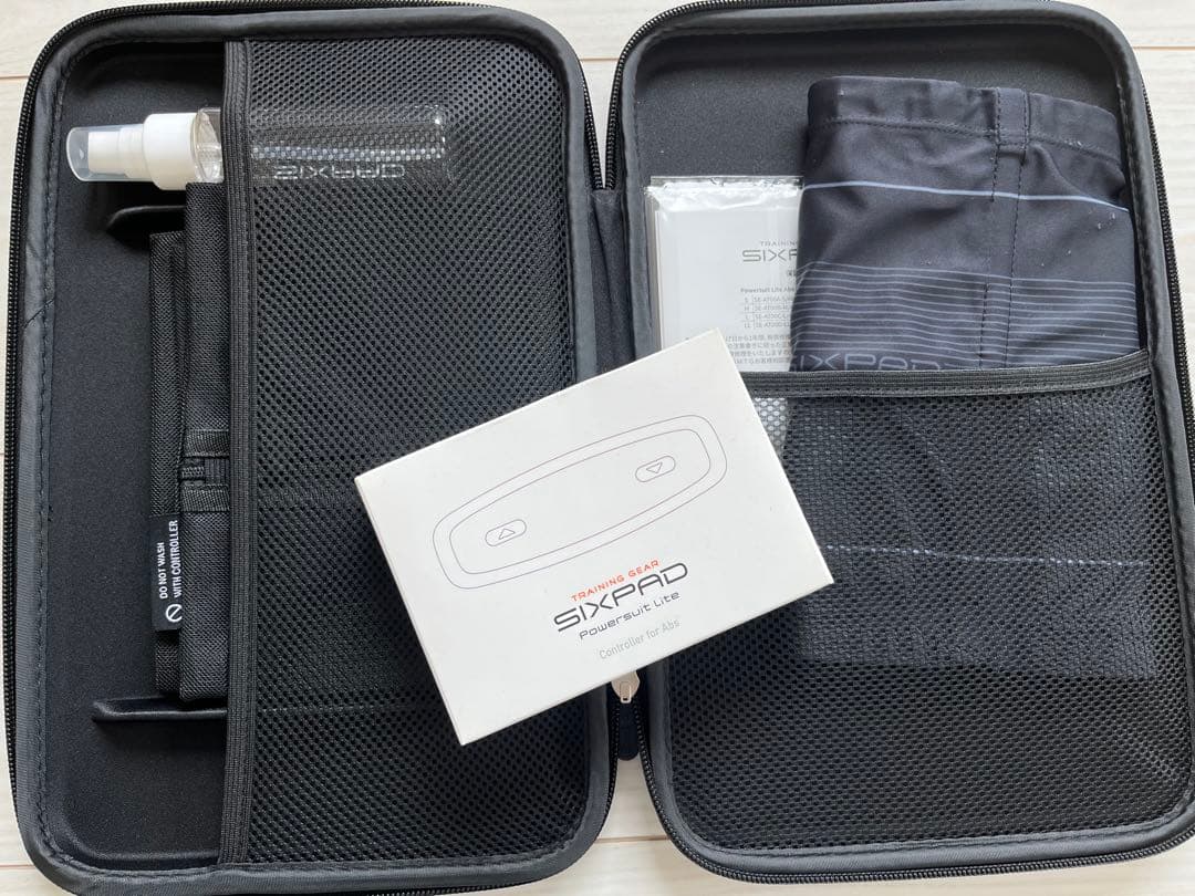 パワースーツライトアブズ　Mサイズ　シックスパッド　SIXPAD 100000001005978453_10205.jpg