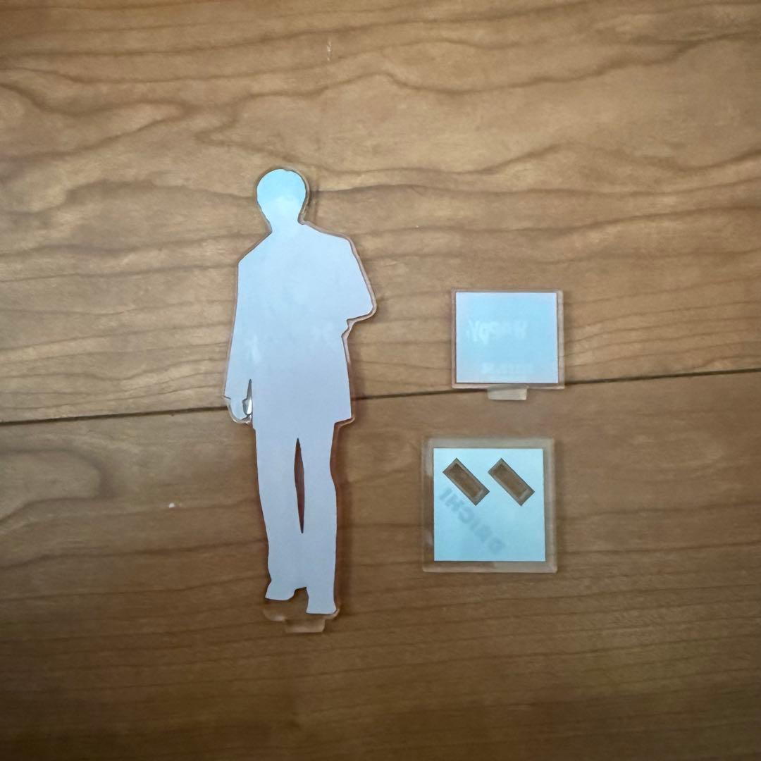 M!LK 塩﨑太智 HAPPY! HAPPY! HAPPY! アクスタ 赤 - メルカリ