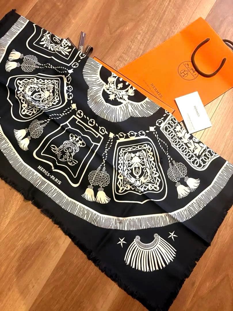 ☆新品☆ Hermesエルメス《サーベル飾袋》カレH 80