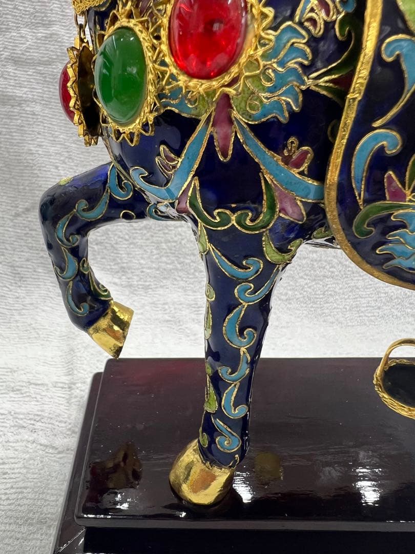 中国工芸 七宝焼 馬 金工細工馬置物 - メルカリ