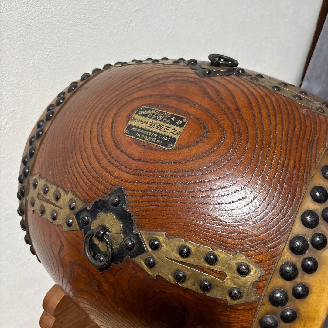 和太鼓 大正 新條正之 直径30cm 状態普通 土台 バチ付き 最安値