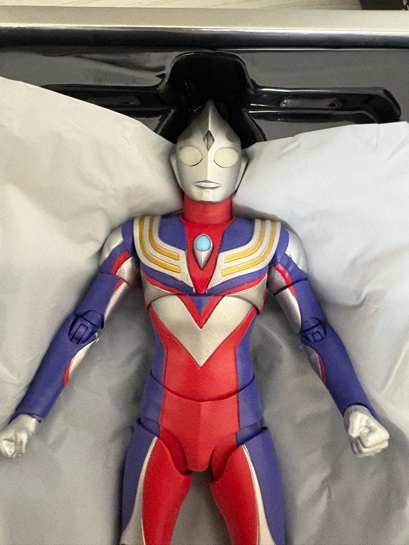 S.H.Figuarts 真骨彫製法 ウルトラマンティガ フィギュアーツ