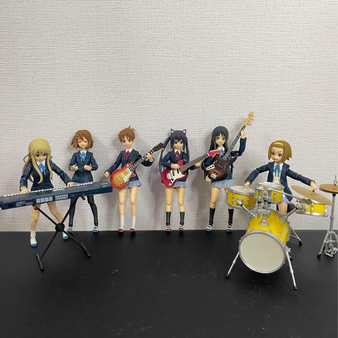 けいおん figma フィギュア 6種セット - メルカリ