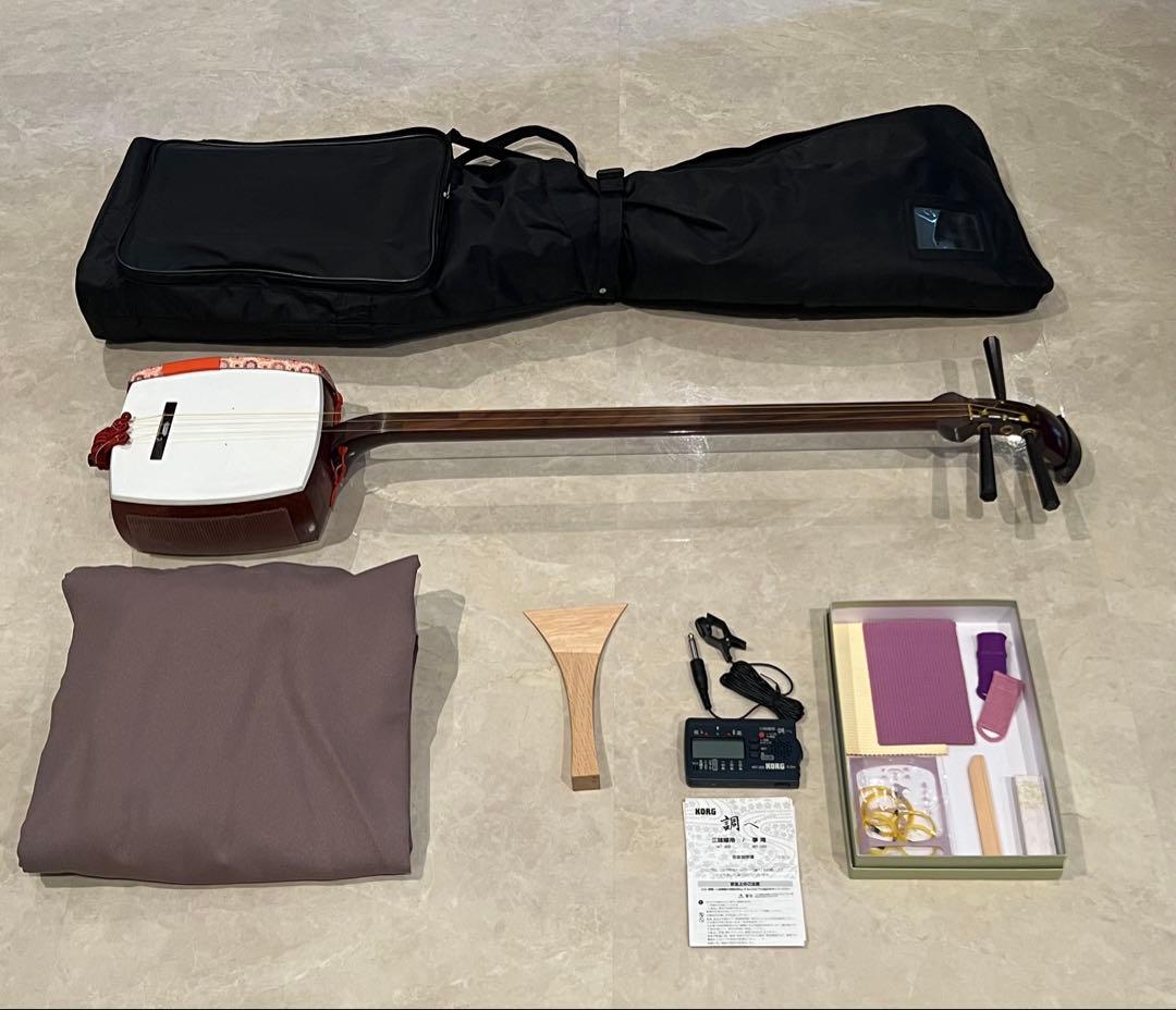 三味線本体と付属品全セット　チューナー・バチ・糸 楽天市場】三味線 初心者 セット 沖縄三味線 入門者向け10点セット