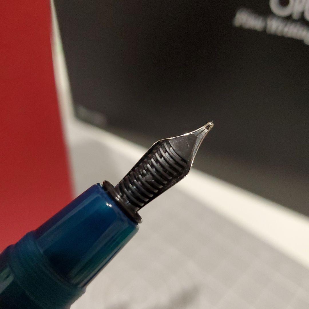 OPUS 88 FANTASIA 万年筆 アイドロッパー 太字 B - メルカリ