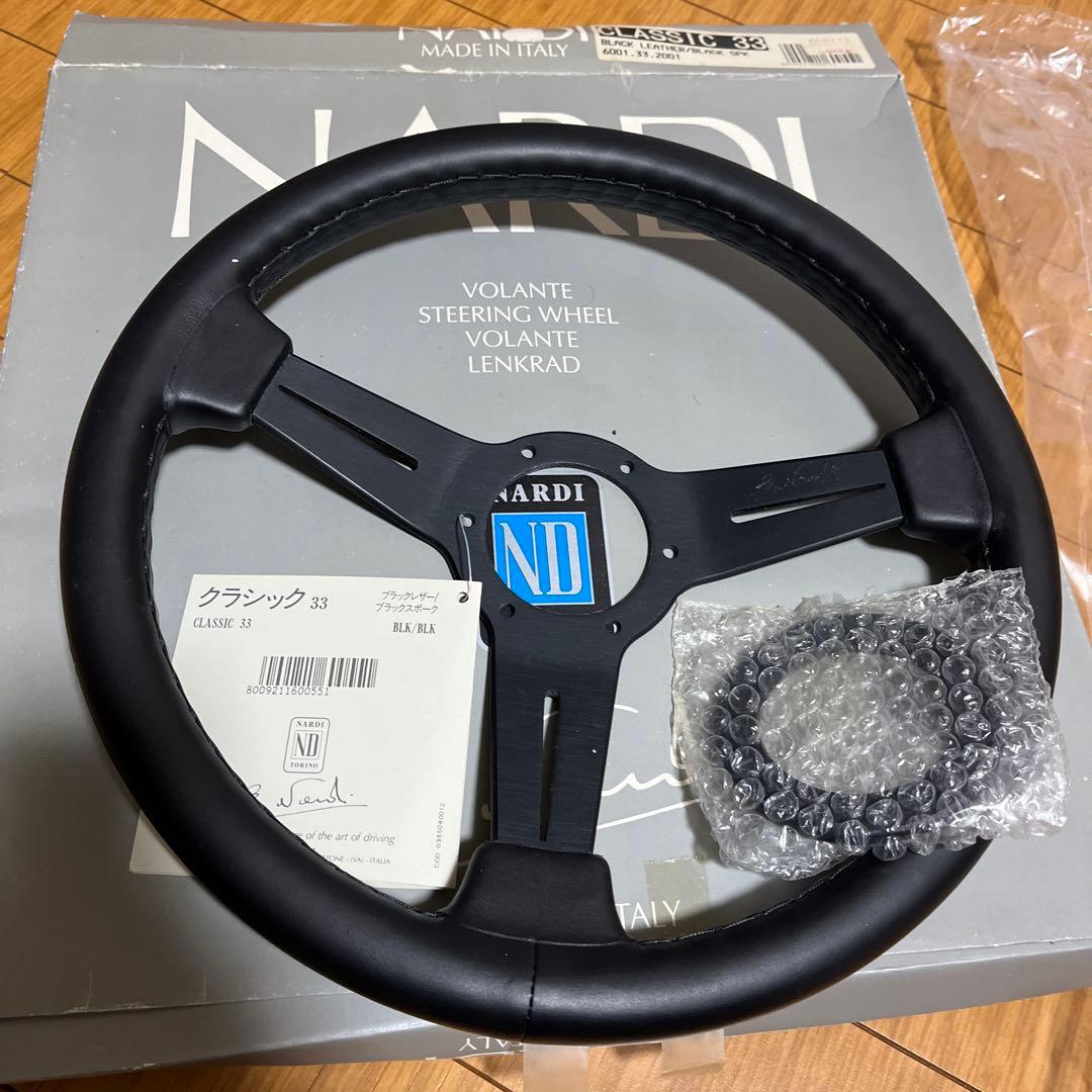 劇レア　新品　ナルディ　クラッシク　３３０ｍｍ　ＮＡＲＤＩ　ＣＬＡＳＳＩＣ 織戸 Amazon | NARDI(ナルディ) CLASSIC(クラシック) ブラックレザー