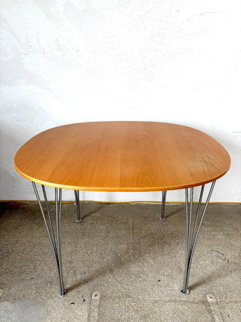 FRITZ HANSEN スーパー円テーブル vintage/2001年製 FRITZ HANSEN スーパー円テーブル vintage/2001年製 - メルカリ