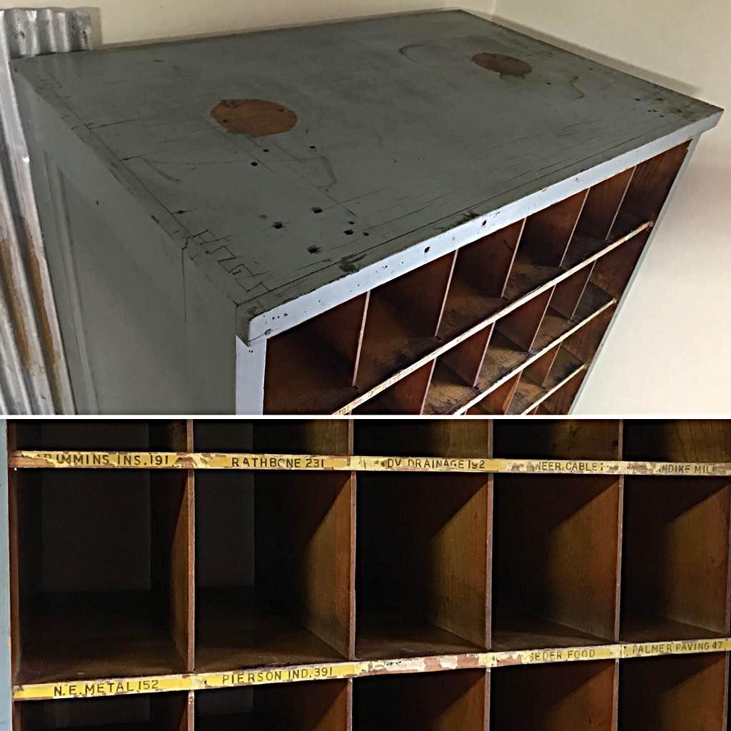 ペイント仕分け棚 イギリスアンティーク 什器 家具 棚 ラック