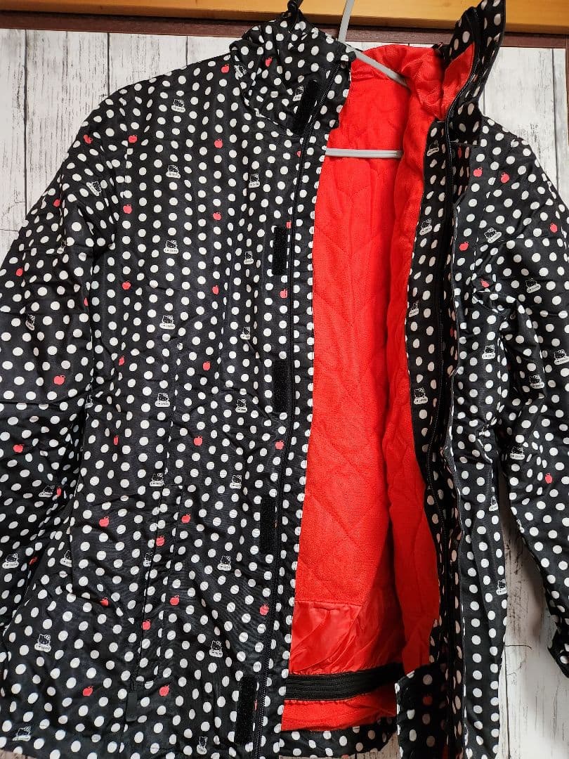 HELLO KITTY×エレファントスポーツ スノーボードウェア 上下セット